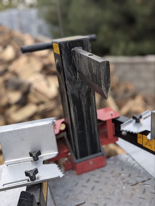 Дровокол електричний вертикальний AL-KO LSV 560/8