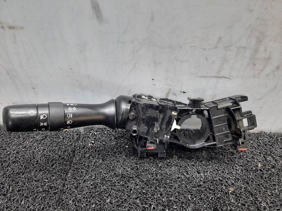 Comando Das Luzes Toyota Auris E15