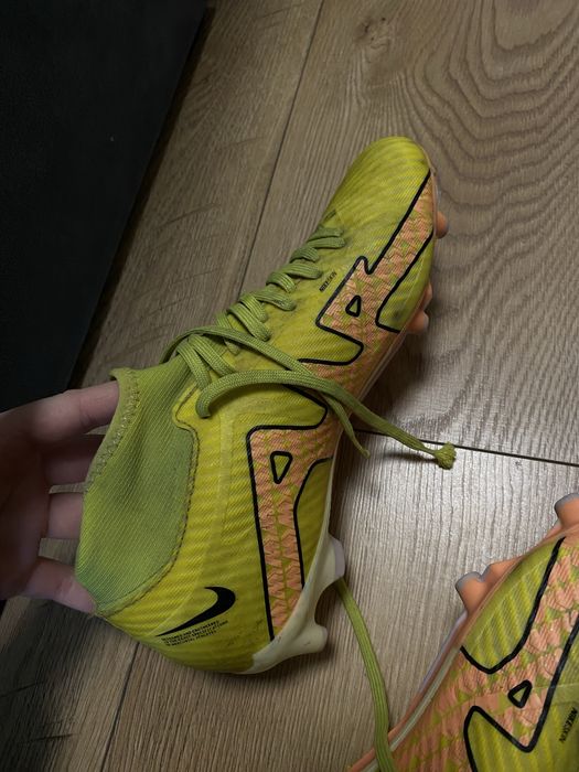 Sprzedam nike air do grania w pilke nozna  uzywane bardzo wygdodne