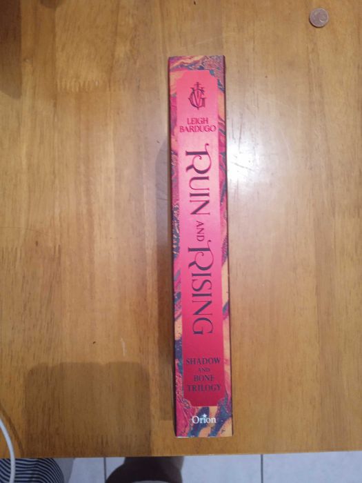 GrishaVerse - Ruína e Revolta vol. 3 - Leigh Bardugo ( Em Inglês )