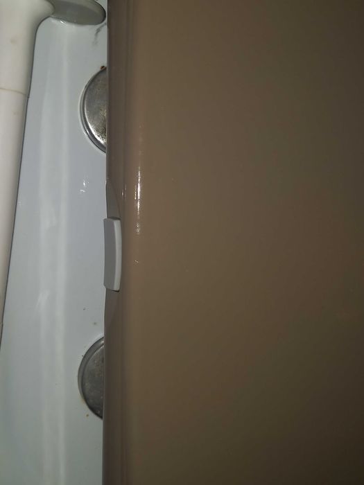 Deska sedesowa klozetowa szara ciemna.