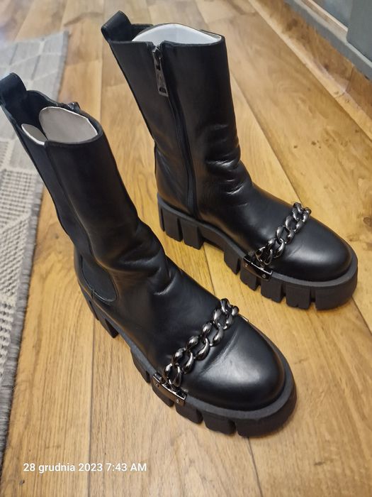 Buty Carinii stan bdb
