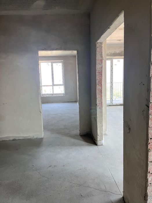 Продам 2-кімнатну квартиур