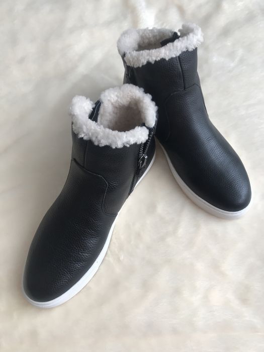 Зимові шкіряні черевики, снікерси. Kenneth Cole