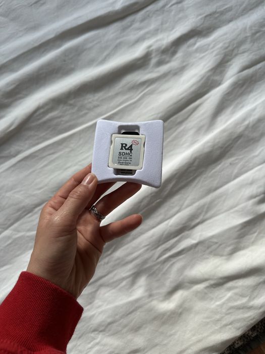 R4 картридж для Nintendo DS/2DS/3DS: 400 грн. - Ігри для приставок Біла ...