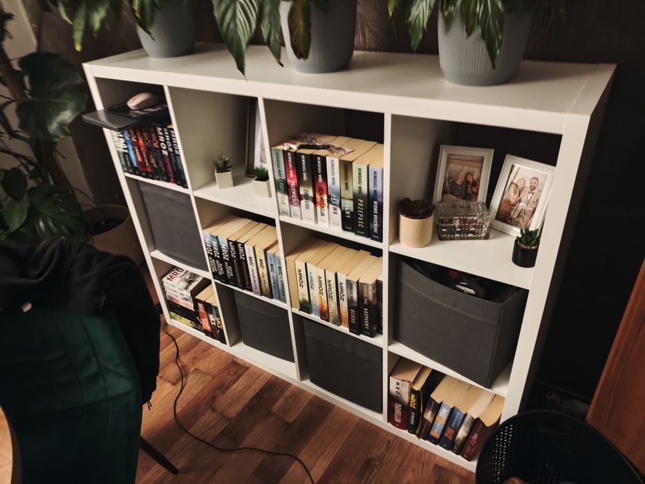 Biały kallax ikea