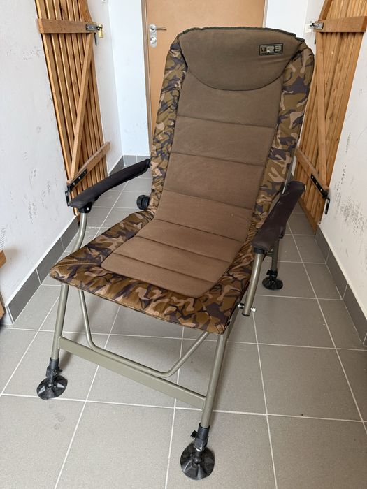 Krzesło wędkarskie FOX R3