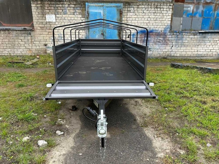 Продам бортовой прицеп