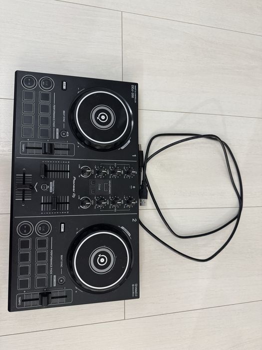 Pioneer DDJ - 200 Konsola Dj