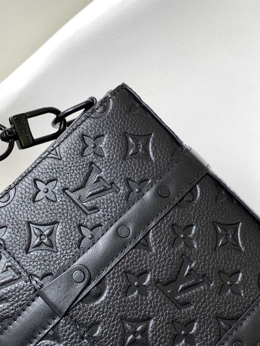 Louis Vuitton сумка мужская черная кожаная через плечо барсетка оригинал