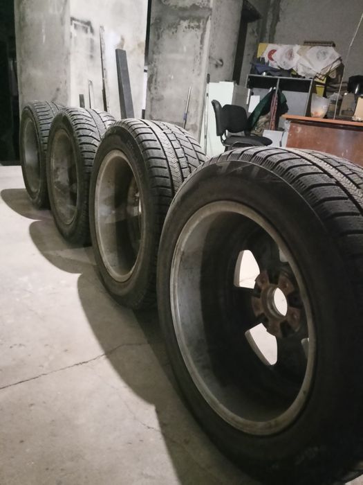 Продам зимові шини з дисками