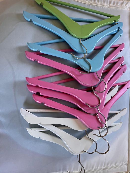 11 Cabides em madeira para criança