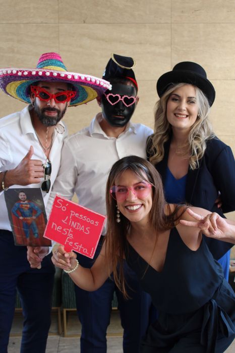 Photo Booth Aluguer para batizados e casamentos