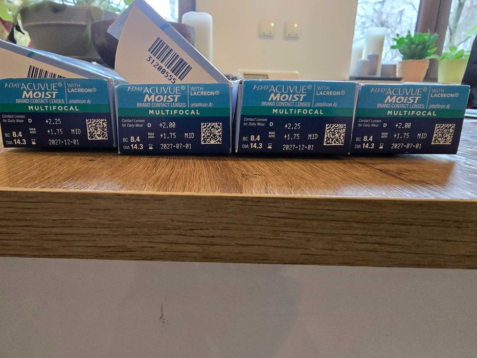 1-day acuvue® moist multifocal