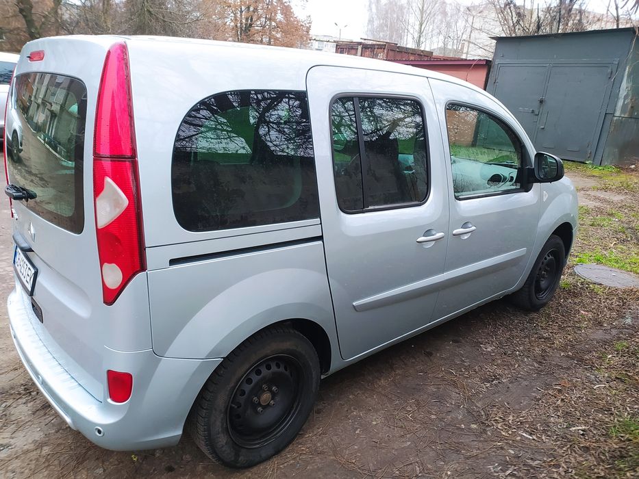 Renault Kangoo 1.6 бензин