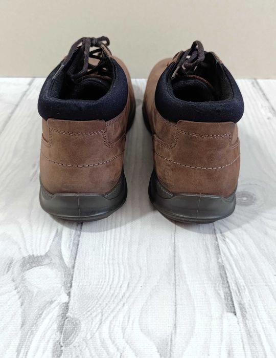 Buty Ecco Chukka r. 45