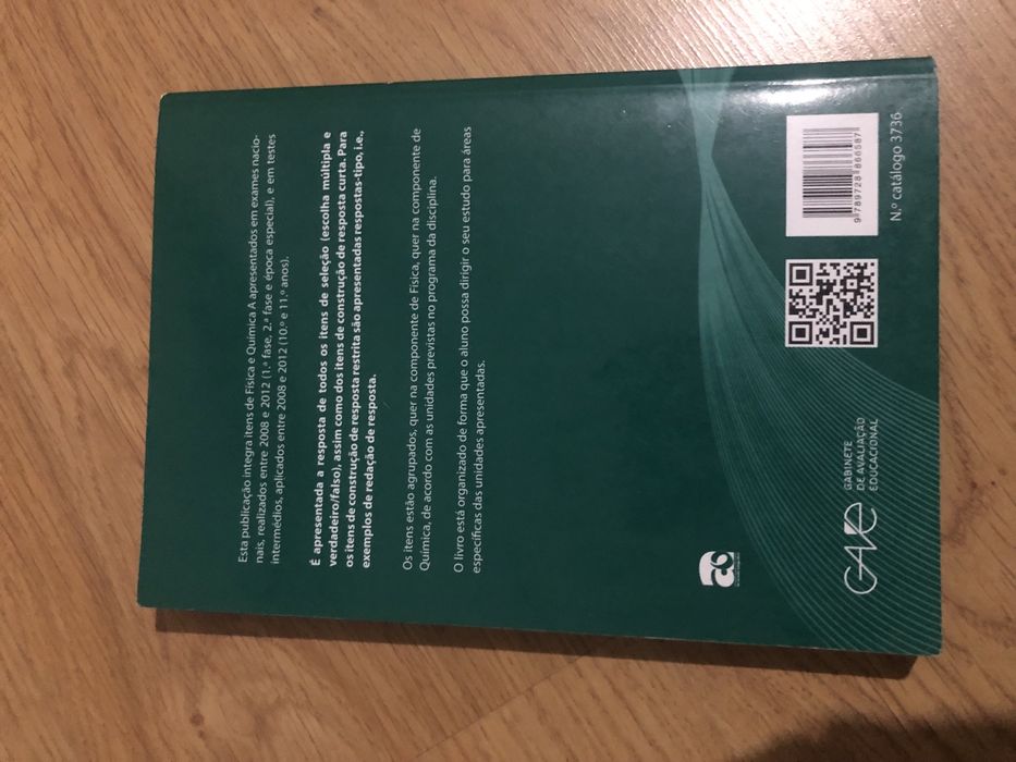 Livro de apoio exames nacionais fisica e quimica A