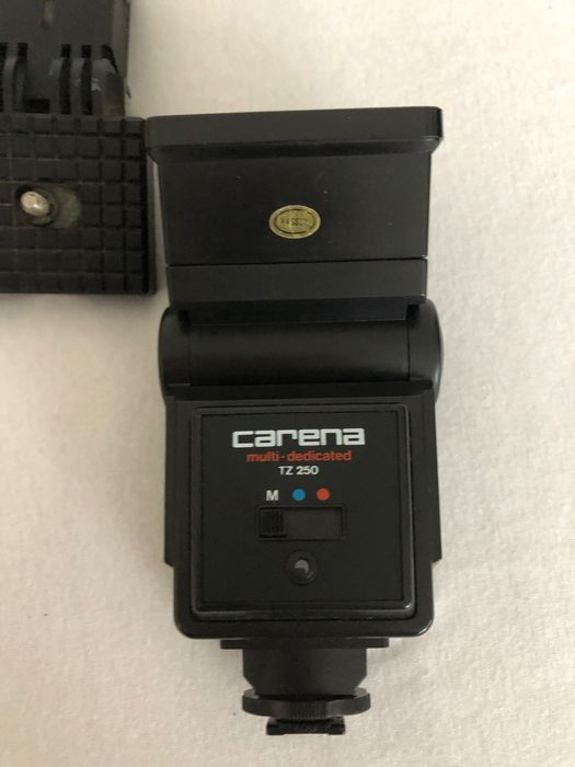 Фото камера Canon T70