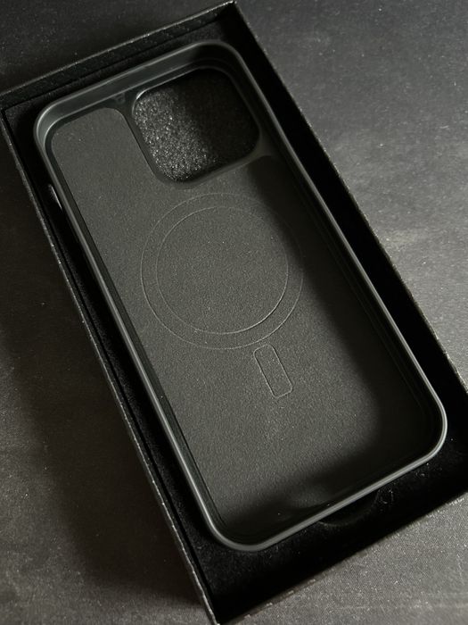 Etui z kutego karbonu MagSafe iPhone 14 Pro Max