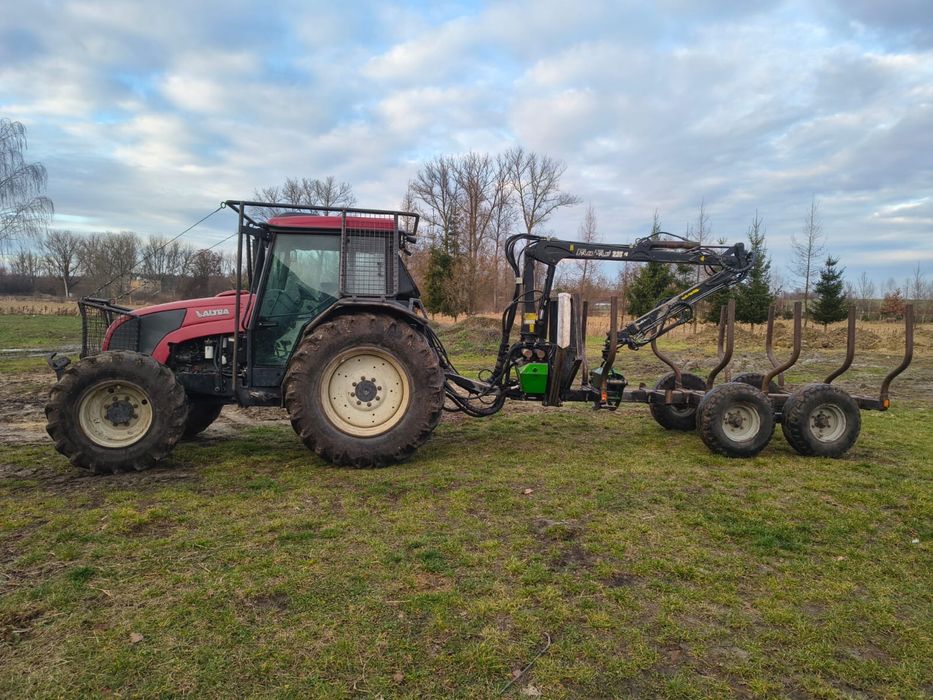 Valtra A92 w wersji leśnej