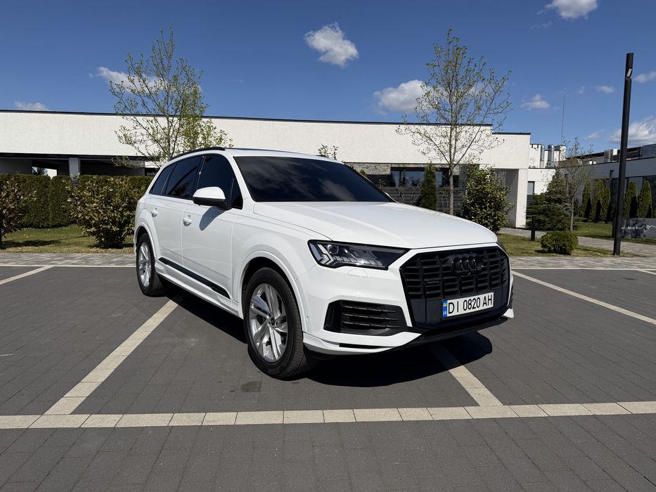 Продам Audi Q7 2021p