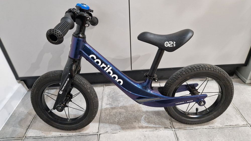 Rowerek biegowy CARIBOO MAGNESIUM AIR chameleon