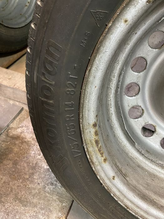 Opony z felgami 14 cali