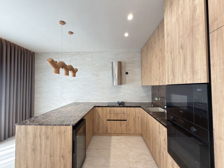 Сучасний будинок 180 м² з ремонтом, меблями та технікою | Газ | Без комісії