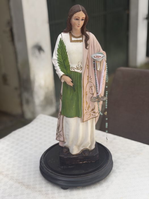 Estatua Santa Luzia