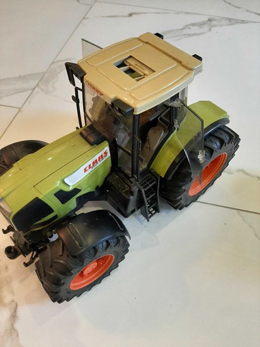 Bruder claas axion 950 + dwie przyczepy