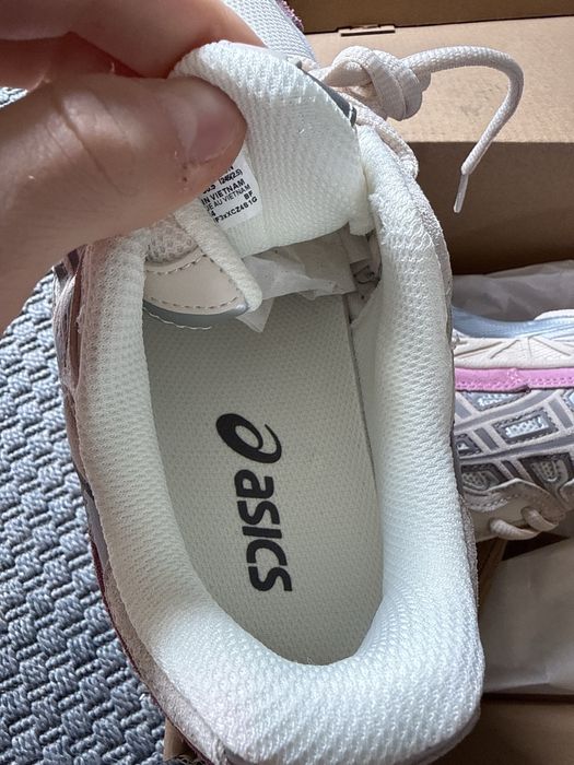 buty r39 asiccss