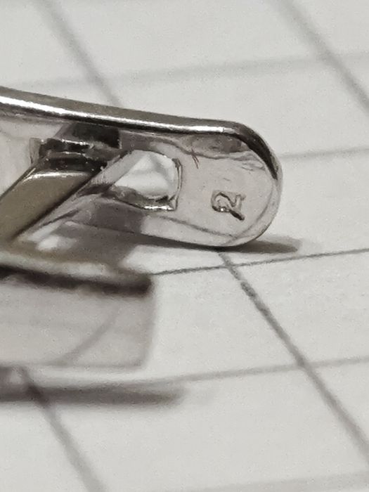 Золоті сережки, з діамантами 0.5 ct, 585 проба.