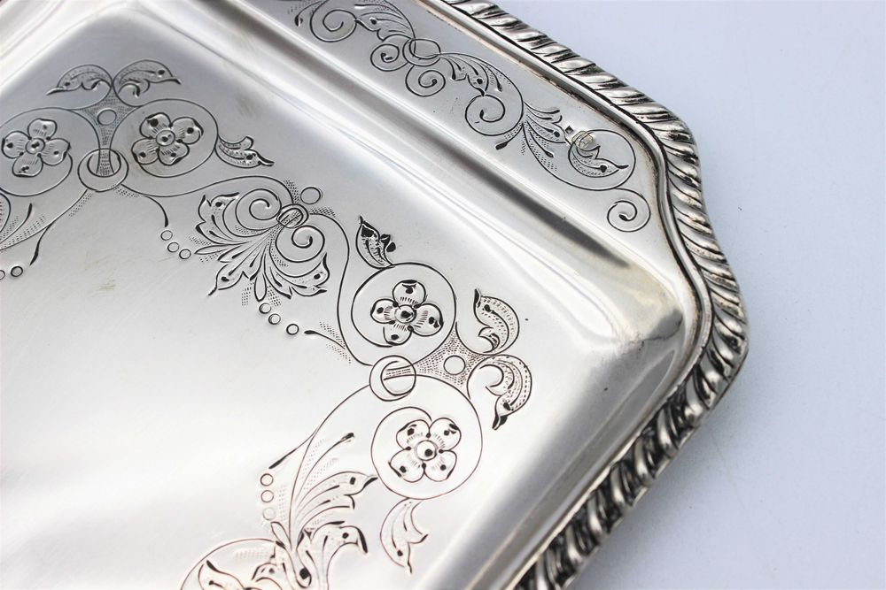 Tabuleiro/Torteira em Prata Portuguesa