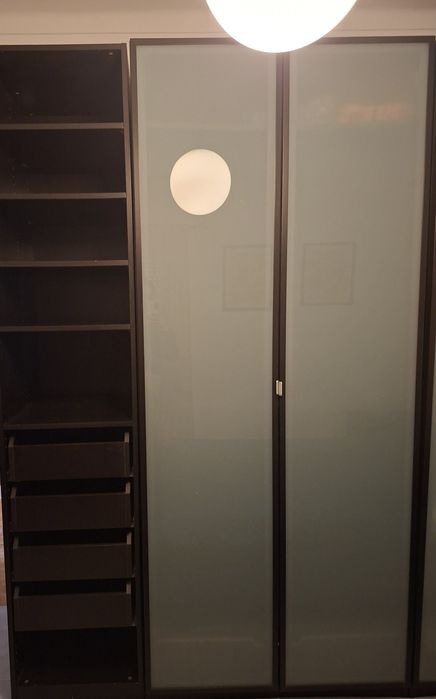 Roupeiro Ikea Preto