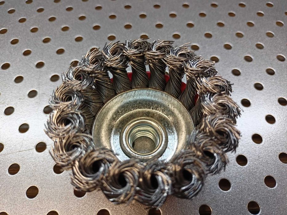 100szt. Szczotka M14 Druciana Czołowa 75mm Drut skręcany szczotka 75mm