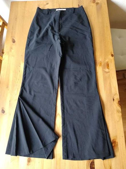 spodnie eleganckie damskie czarne rozszarzane u dołu rozm 38