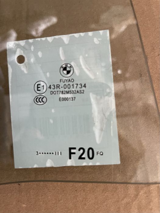 Vidro tras esquerdo BMW