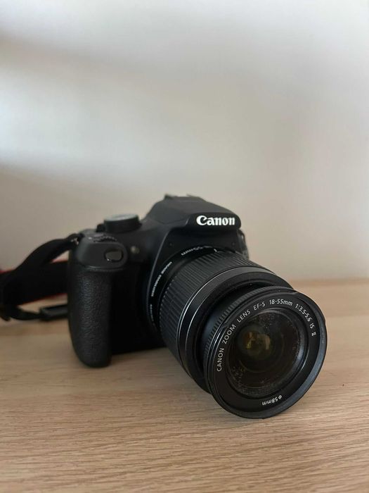 Canon EOS 1200D (usada)