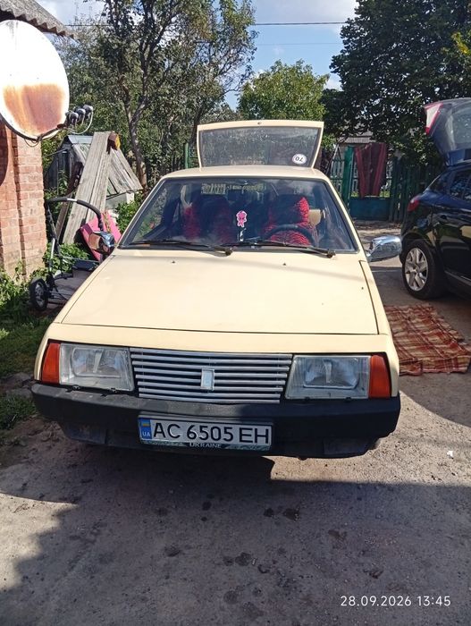 Продам машину ВАЗ-2108 . На ходу , бери і їдь