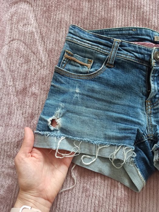 Krótkie jeansowe szorty spodenki Stradivarius XS 34