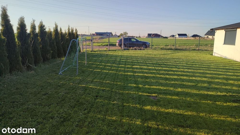 Domek rekreacyjny pod miastem z garażem