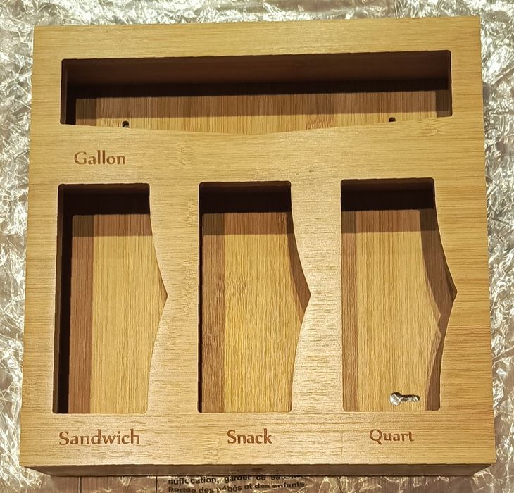 Bambusowy organizer,pojemnik,do przechowywania torebek foliowych.