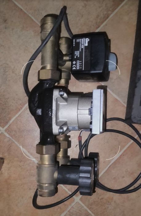 Grupa pompowa Wilo do podłogówki / CO – nowa, komplet