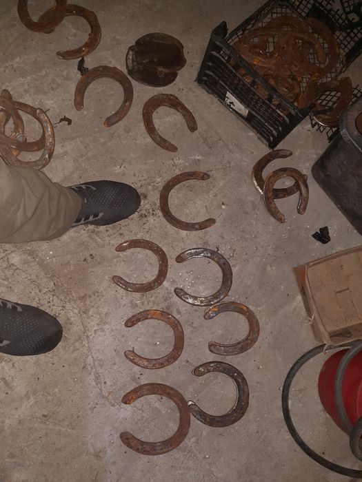 Подкови с лошадей