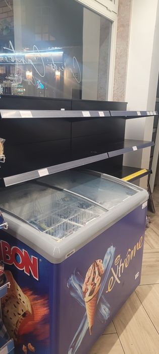 Prateleira supermercado