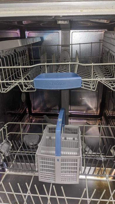 Вбудована посудомийна машина Bosch SMV43M10EU під відновлення/запчасти