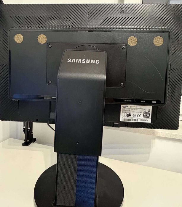 Monitor Smsung 24" 245B