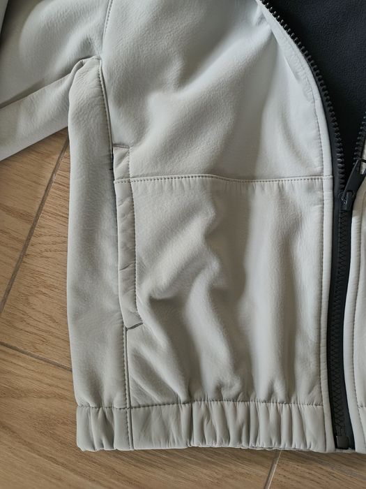 Kurtka wiatrówka Softshell z polarem Zara rozmiar 122