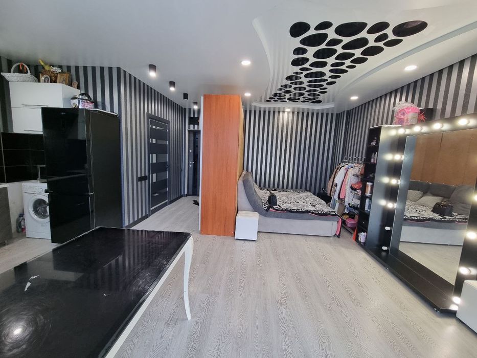 Продам в ЖК Мариинский однокомнатную квартиру- студию