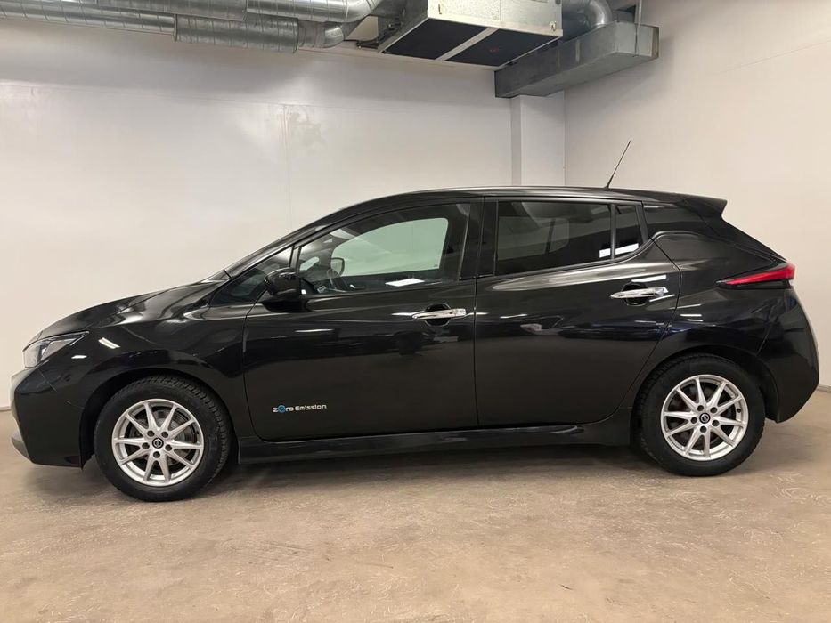 Nissan Leaf 2018 року з Європи